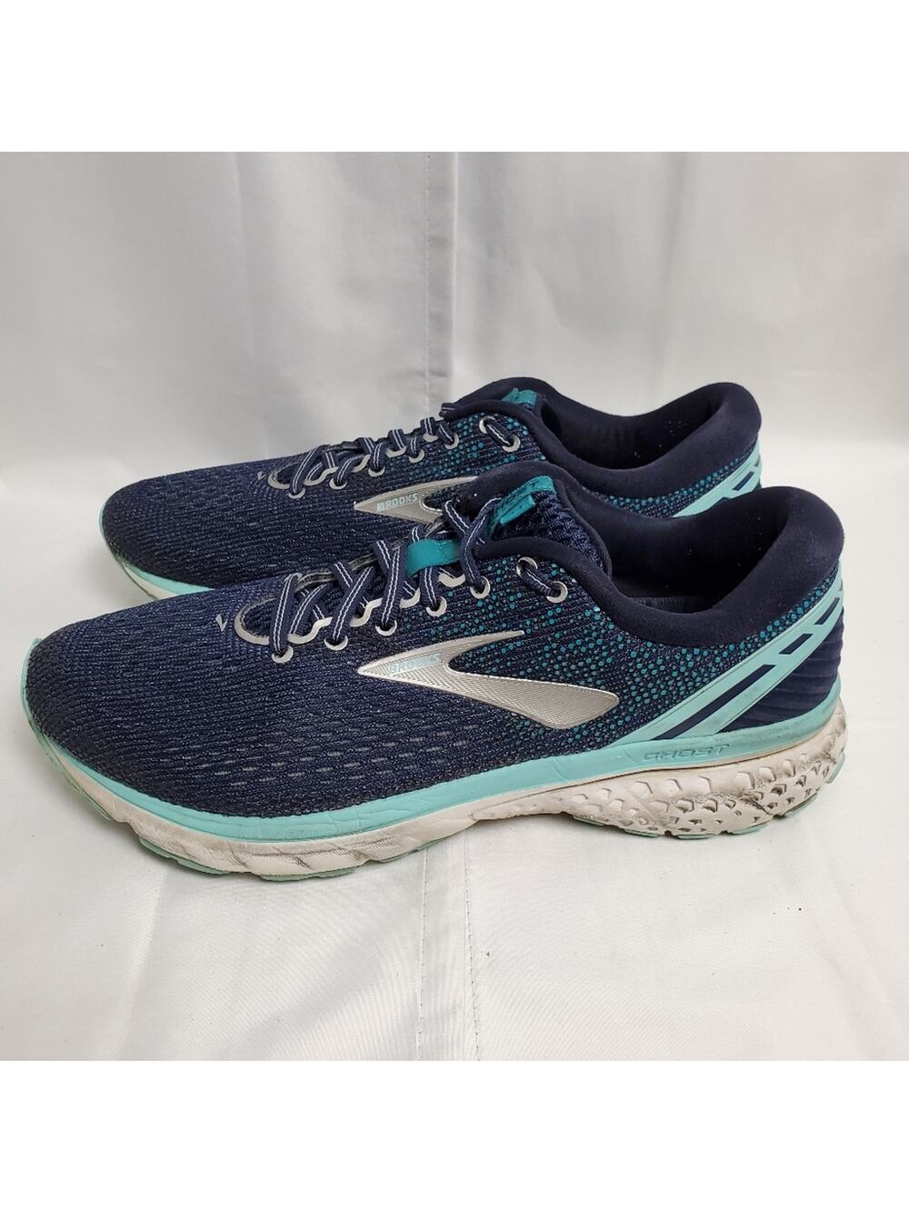 Brooks Ghost 11 Athletic Sneakers SZ 9.5